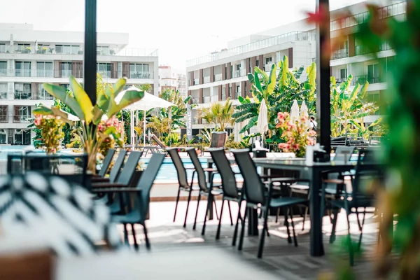 Courtyard Long Beach Hotel